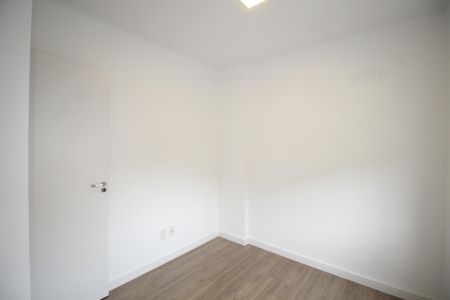 Apartamento à venda com 65m², 3 quartos e 1 vagaQuarto 2