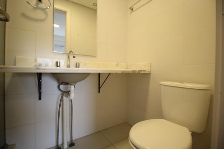 Apartamento à venda com 65m², 3 quartos e 1 vagaBanheiro da Suíte 1