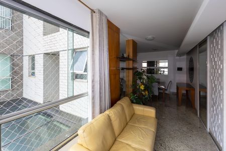 Apartamento à venda com 87m², 2 quartos e 2 vagasSala de Estar