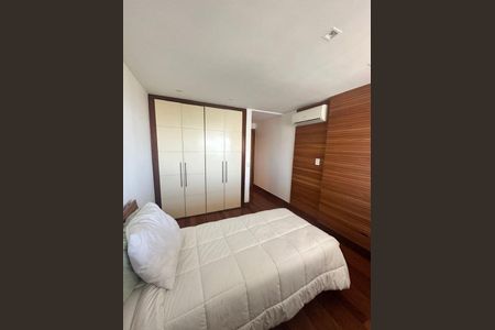 Apartamento à venda com 3 quartos, 198m² em Barra da Tijuca, Rio de Janeiro