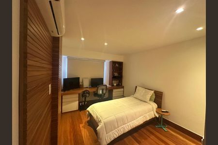 Apartamento à venda com 3 quartos, 198m² em Barra da Tijuca, Rio de Janeiro