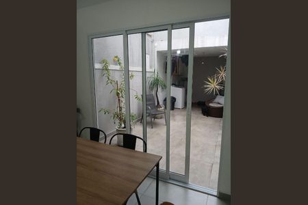 Casa à venda com 2 quartos, 90m² em Jardim Ester, São Paulo