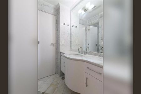 Apartamento à venda com 138m², 3 quartos e 4 vagas