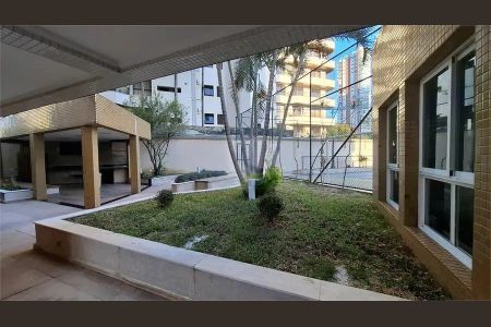 Apartamento à venda com 138m², 3 quartos e 4 vagas