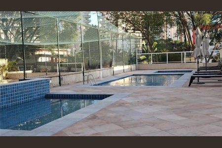 Apartamento à venda com 138m², 3 quartos e 4 vagas