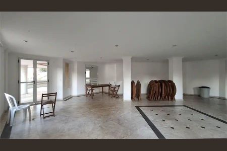 Apartamento à venda com 138m², 3 quartos e 4 vagas