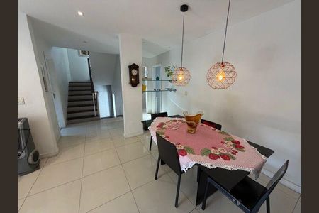 Casa à venda com 5 quartos, 292m² em Fátima, Niterói