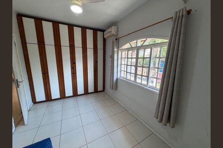 Casa à venda com 5 quartos, 292m² em Fátima, Niterói