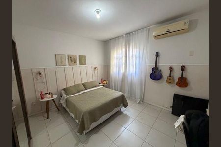 Casa à venda com 5 quartos, 292m² em Fátima, Niterói