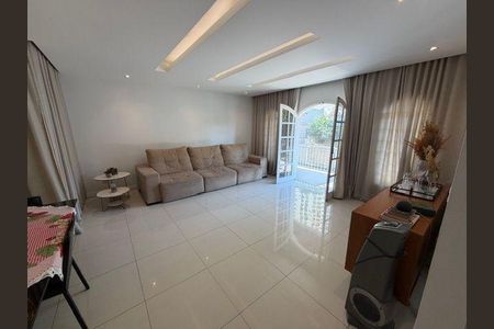 Casa à venda com 5 quartos, 292m² em Fátima, Niterói