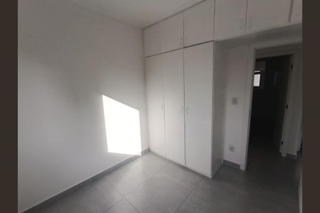 Apartamento à venda com 4 quartos, 105m² em Estoril, Belo Horizonte