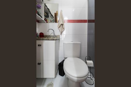 Casa de condomínio à venda com 182m², 3 quartos e 2 vagasBanheiro Suíte