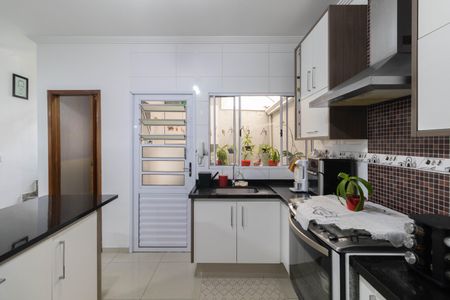 Casa de condomínio à venda com 182m², 3 quartos e 2 vagasSala e Cozinha