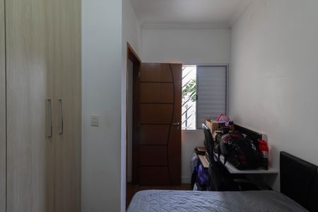 Casa de condomínio à venda com 182m², 3 quartos e 2 vagasQuarto 2