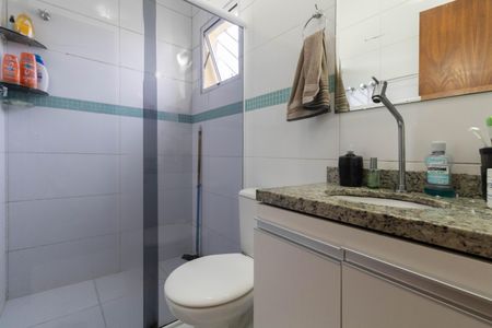 Casa de condomínio à venda com 182m², 3 quartos e 2 vagasBanheiro