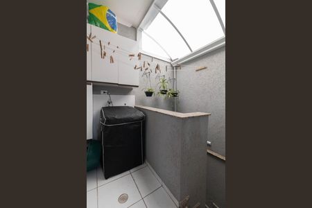 Casa de condomínio à venda com 182m², 3 quartos e 2 vagasÁrea de Serviço