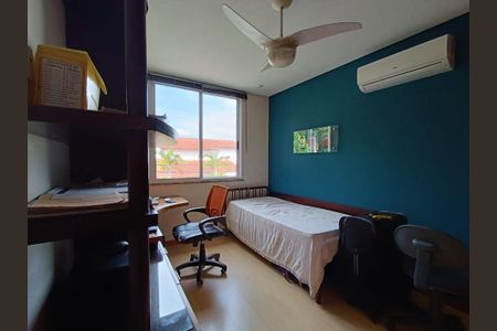 Casa à venda com 3 quartos, 210m² em Piratininga, Niterói