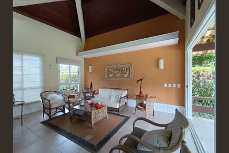 Casa à venda com 3 quartos, 210m² em Piratininga, Niterói