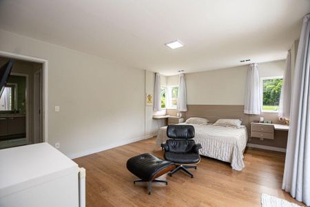 Casa à venda com 4 quartos, 310m² em Vila Progresso, Niterói