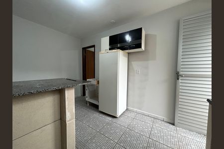 Apartamento para alugar com 70m², 2 quartos e 1 vagaCozinha 