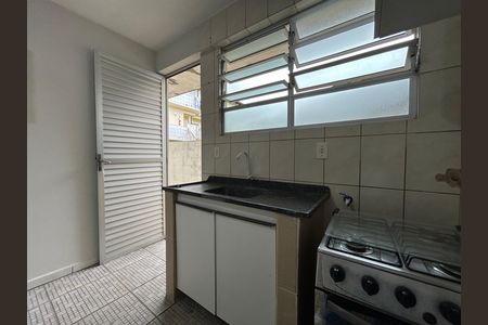 Apartamento para alugar com 70m², 2 quartos e 1 vagaCozinha 