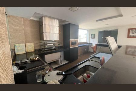 Casa à venda com 4 quartos, 350m² em Sapê, Niterói