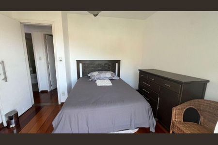 Casa à venda com 4 quartos, 350m² em Sapê, Niterói