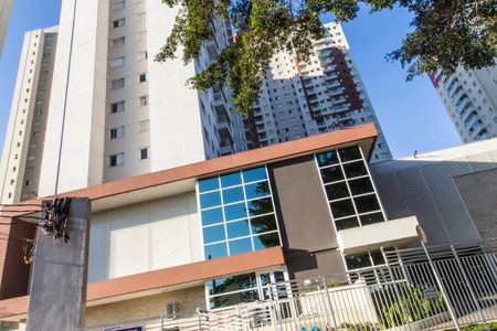 Apartamento para alugar com 70m², 2 quartos e 1 vagaFachada e portaria