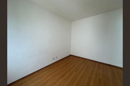 Apartamento para alugar com 70m², 2 quartos e 1 vagaSuíte