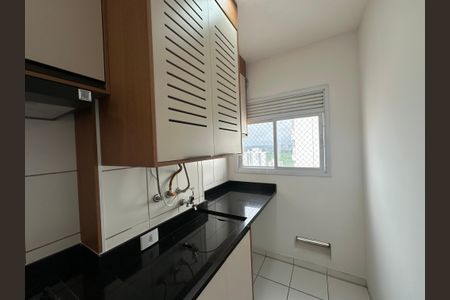 Apartamento para alugar com 70m², 2 quartos e 1 vagaÁrea de Serviço