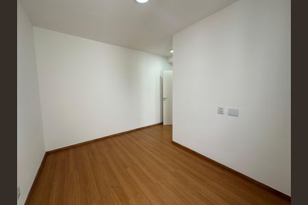Apartamento para alugar com 70m², 2 quartos e 1 vagaSuíte
