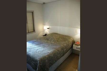 Quarto de apartamento para alugar com 2 quartos, 50m² em Vila Uberabinha, São Paulo