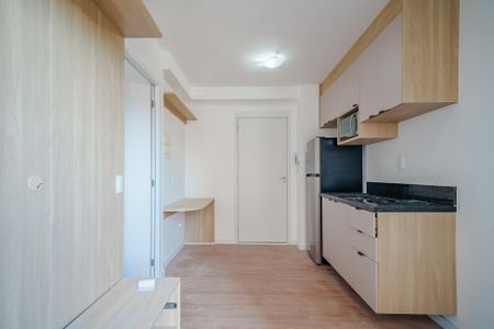 Sala de kitnet/studio para alugar com 1 quarto, 24m² em Vila Butantã, São Paulo