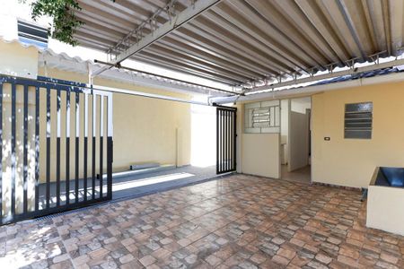 Casa para alugar com 180m², 3 quartos e 2 vagasQuintal