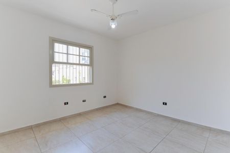 Casa para alugar com 180m², 3 quartos e 2 vagasQuarto 2