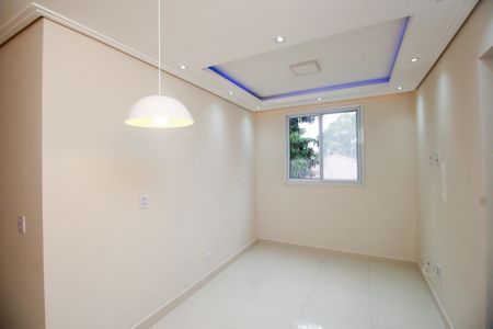 Sala de apartamento para alugar com 2 quartos, 44m² em Parque Erasmo Assunção, Santo André