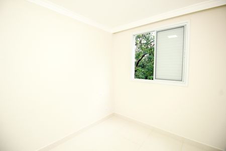 Quarto 2 de apartamento para alugar com 2 quartos, 44m² em Parque Erasmo Assunção, Santo André