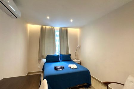 Apartamento para alugar com 220m², 4 quartos e 1 vaga