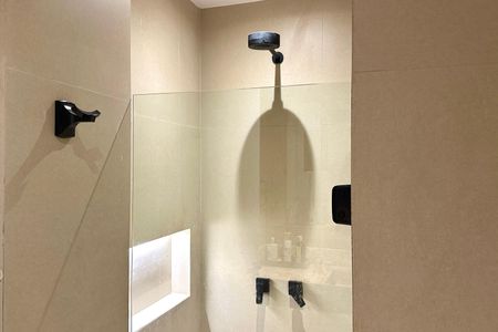 Apartamento para alugar com 220m², 4 quartos e 1 vaga