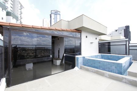 Apartamento para alugar com 222m², 4 quartos e 2 vagasCobertura