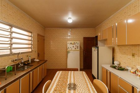 Casa para alugar com 500m², 3 quartos e 10 vagas