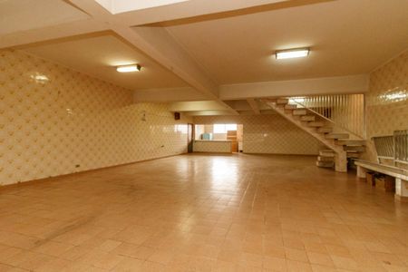 Casa para alugar com 500m², 3 quartos e 10 vagas