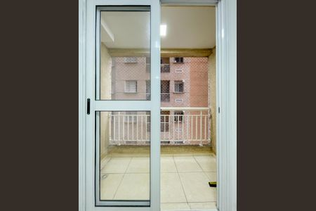 Sacada de apartamento para alugar com 2 quartos, 48m² em Novo Osasco, Osasco