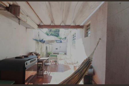 Casa à venda com 3 quartos, 100m² em Vila Carrão, São Paulo