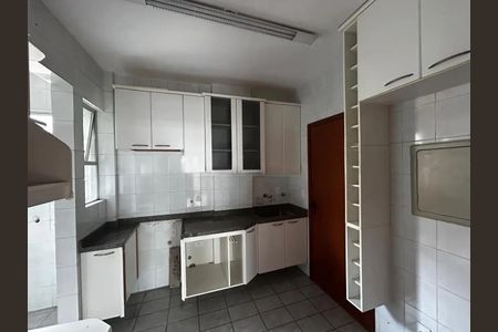 Cozinha de apartamento para alugar com 3 quartos, 90m² em Buritis, Belo Horizonte