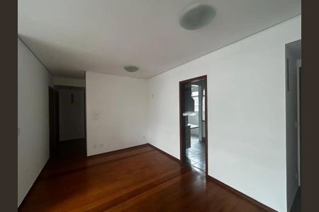 Sala de apartamento para alugar com 3 quartos, 90m² em Buritis, Belo Horizonte