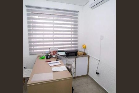 Casa à venda com 3 quartos, 225m² em Vila Assunção, Santo André