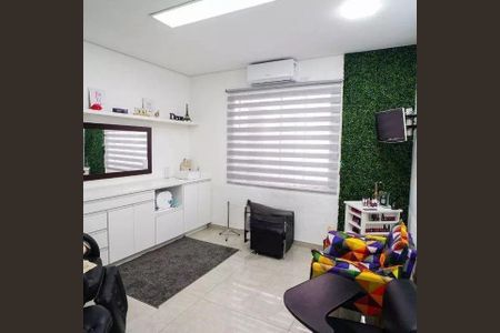 Casa à venda com 3 quartos, 225m² em Vila Assunção, Santo André