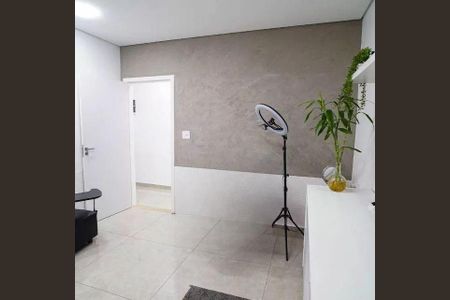 Casa à venda com 3 quartos, 225m² em Vila Assunção, Santo André