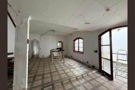 Casa para alugar com 3 quartos, 210m² em Sumaré, São Paulo